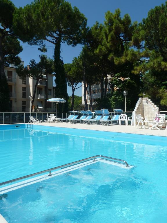 Hotel Astra Milano Marittima Extérieur photo