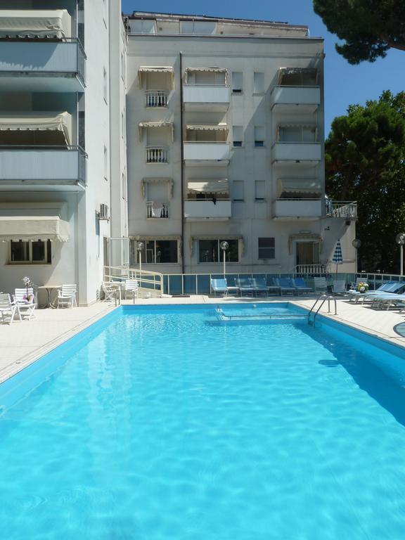 Hotel Astra Milano Marittima Extérieur photo