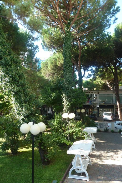 Hotel Astra Milano Marittima Extérieur photo