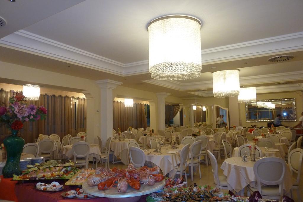 Hotel Astra Milano Marittima Extérieur photo