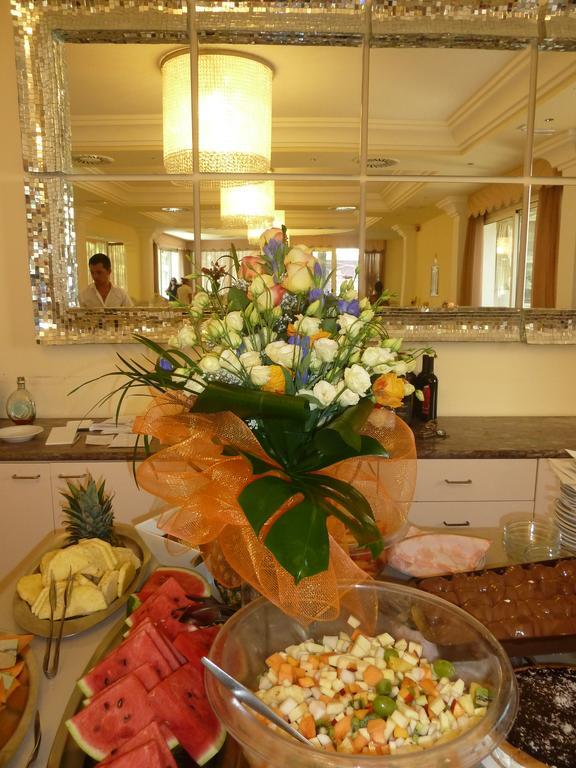 Hotel Astra Milano Marittima Extérieur photo
